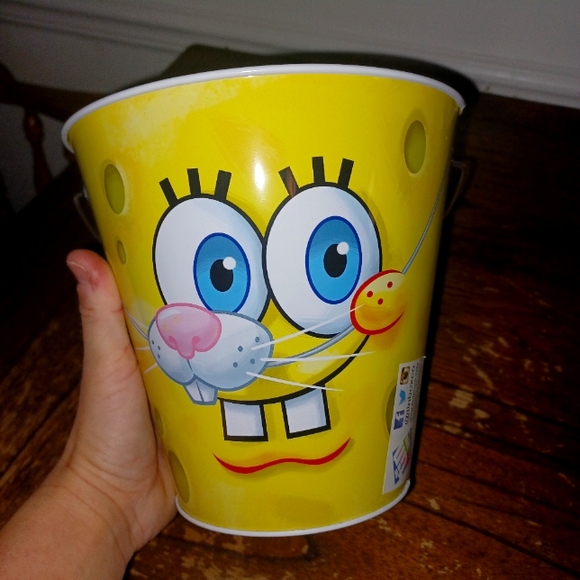 Spongebob x Easter tin bucket BNWOT VHTF RARE - Picture 2 of 4